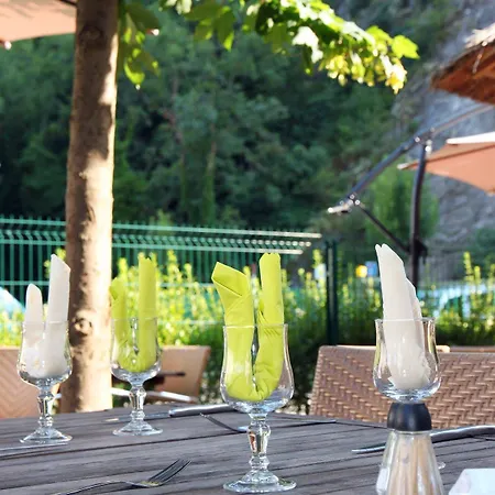 Hotel Comfort Grenoble Egreve 2*