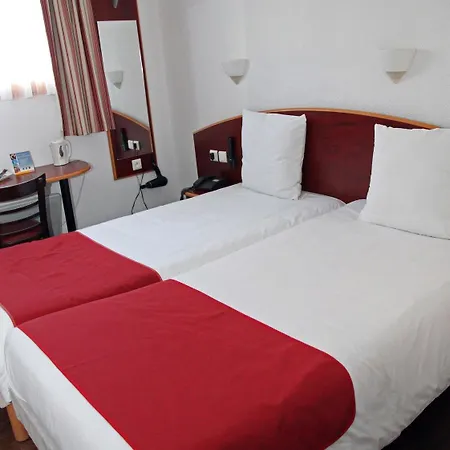 Hotel Comfort Grenoble Egreve 2*