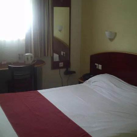 Comfort Grenoble Egreve 2* Saint-Egreve